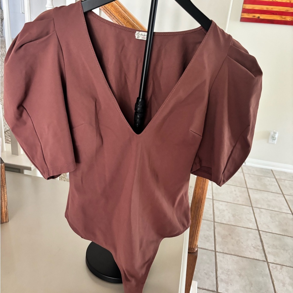 Source Unknown Mauve-Brown V-Neck Puff Sleeve Bodysuit